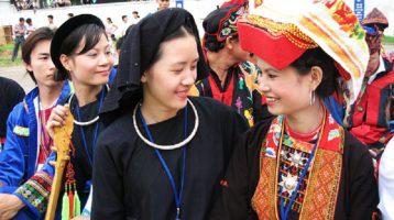 How-do-homestays-help-to-bring-foreign-language-to-mountainous-region-in-Vietnam1
