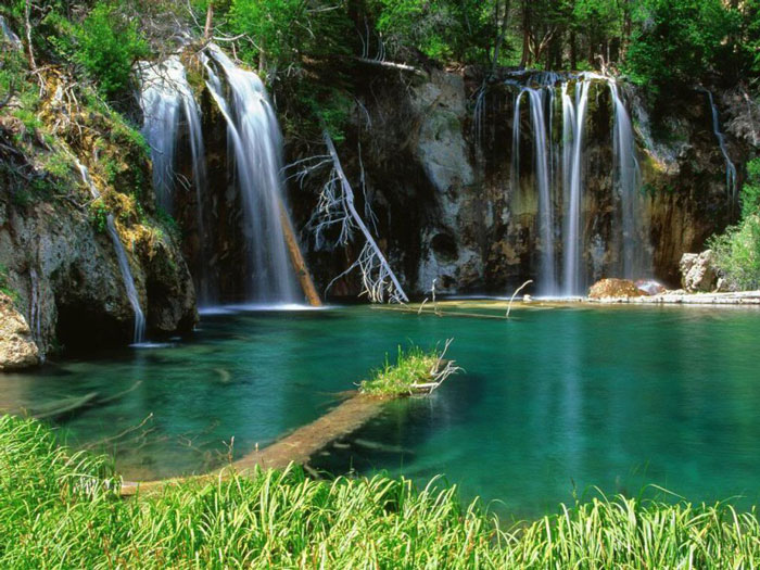 Discover the mysterious beauty of Tien Cave 2