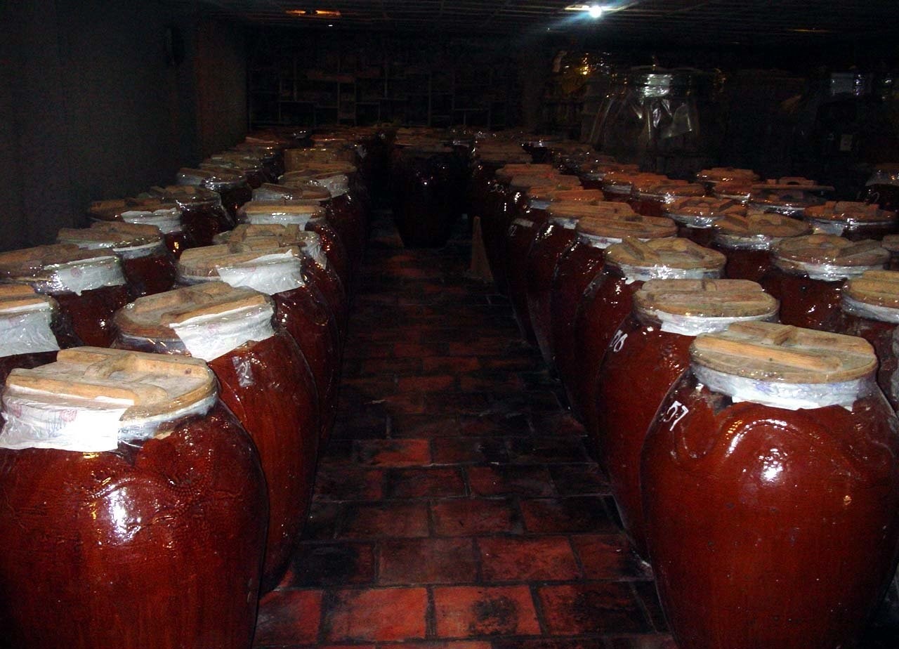 San Lung wine – the best kind of wine of Red Dao people in Sapa