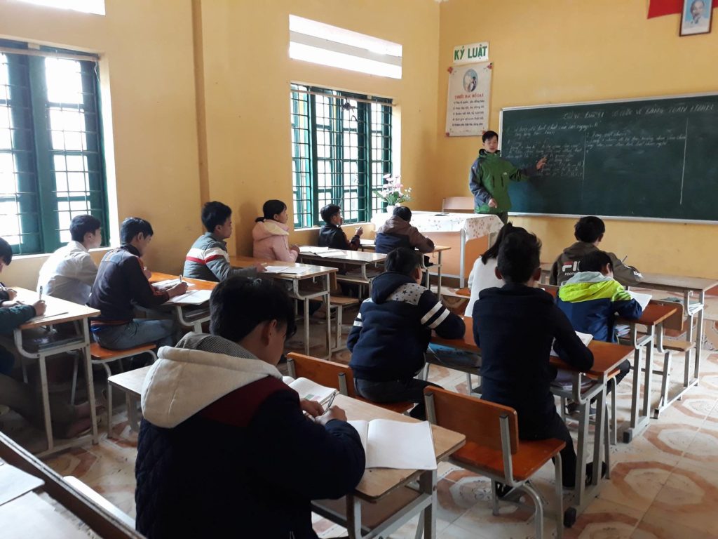 the-class-of-students-in-Nam-Cang-viallage