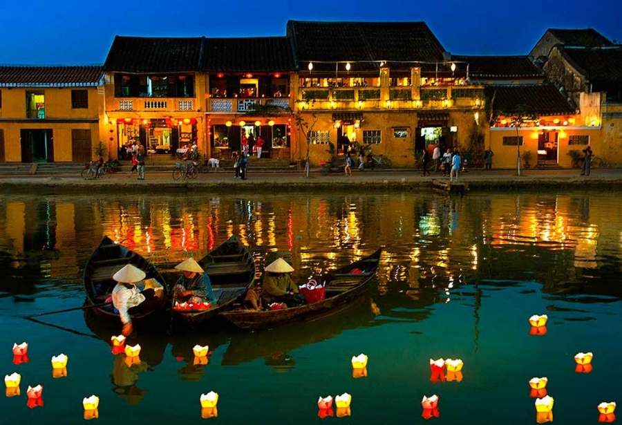 Hoi An is the top 10 most beautiful cities in Asia