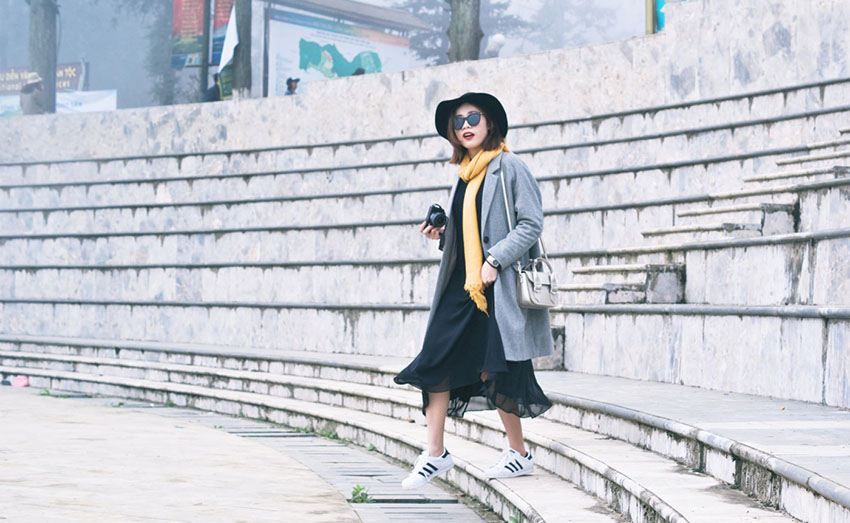 The suitable clothes for girls in the spring
